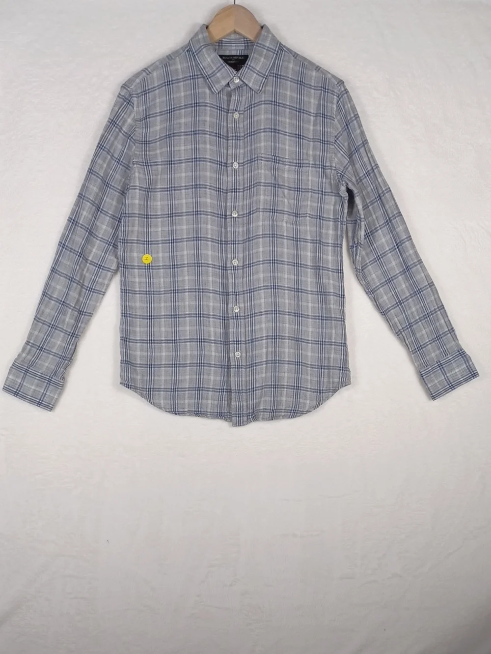 Banana Republic Blue and Gray Plaid LS Button-Down Mens Small Shirt, 100% cotton